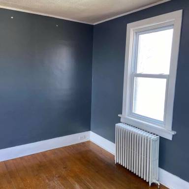 Main picture of 615 W Baraga Ave
