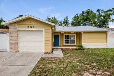 Main picture of 13928 Henson Cir