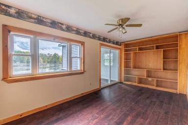 Main picture of 15756 Maynard Ave S