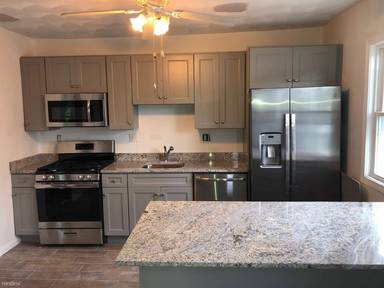 Main picture of 36 Derby St