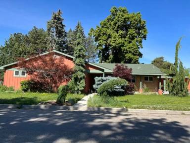 Main picture of 417 N Mobley Dr