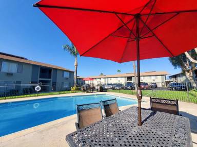 Main picture of 1000 S Anza St