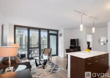 Main picture of 600 N Wells St