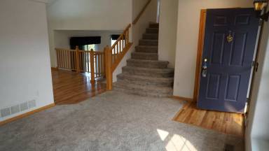 Main picture of 324 Saturn Dr