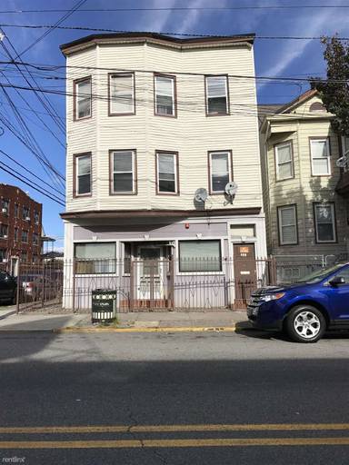 Main picture of 341 10th Ave