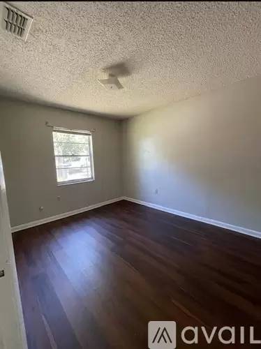 Main picture of 627 Montana Ave