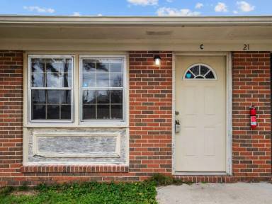 Main picture of 23 Sophia Dr