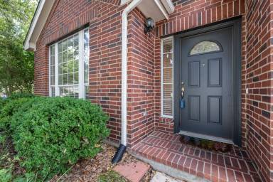 Main picture of 11619 Sonoma Dr