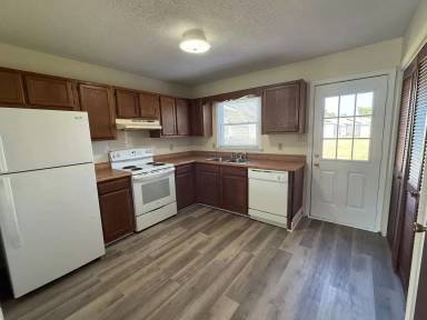 Main picture of 1814 Burgaw Hwy
