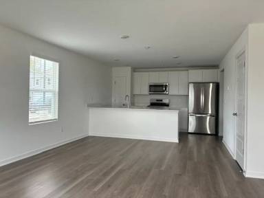 Main picture of 1032 58th Rd