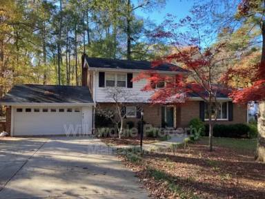 Main picture of 702 Jefferson Dr