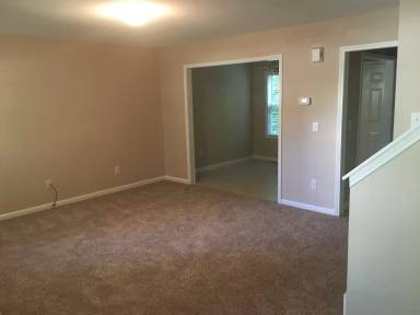 Main picture of 2401 Laurel Falls Ln