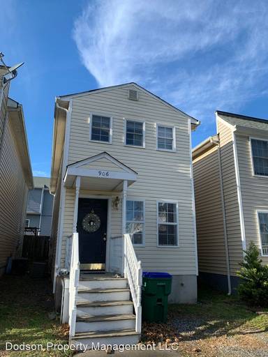 Main picture of 906 Norton St