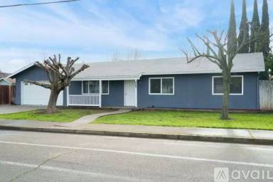 Main picture of 469 E St