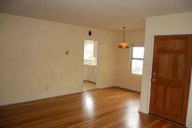 Main picture of 1054 49th St