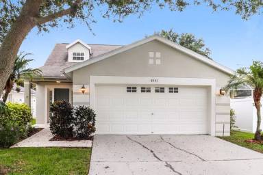 Main picture of 8541 Hawbuck St