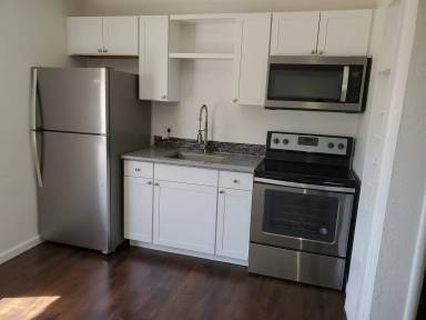 Main picture of 850 E Hedges Ave