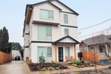 Main picture of 1126 SE Tenino St