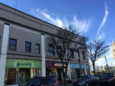 Main picture of 200-214 S Highland Ave Apartments