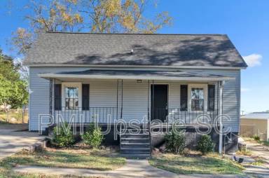 Main picture of 109 S 7th St