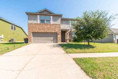 Main picture of 303 E Gemini Ln