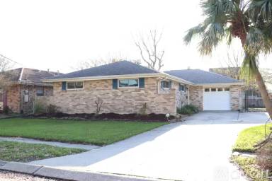 Main picture of 4528 Chastant St