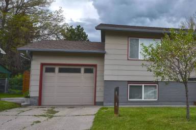 Main picture of 521 N 9th Ave