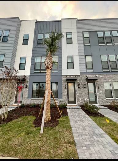 Main picture of 2074 Packing District Way