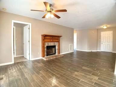 Main picture of 3310 Mallard Dr
