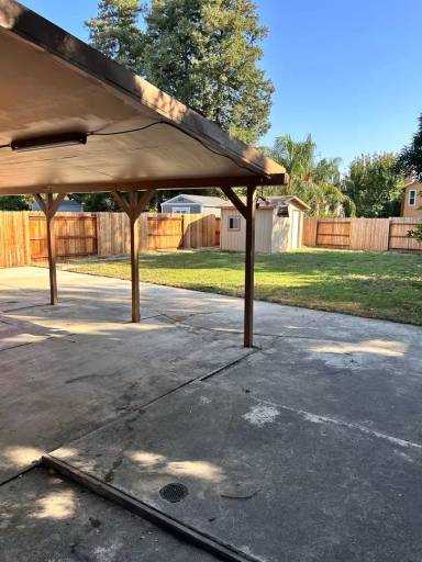 Main picture of 1718 Camphor Way