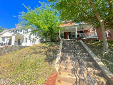 Main picture of 2119 Kirkwood Ave