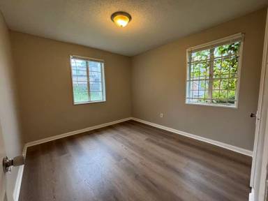 Main picture of 1802 Edmondson Ave