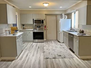 Main picture of 488 Chalmers Rd