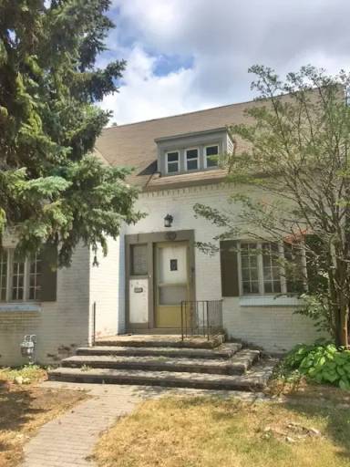 Main picture of 16740 Fielding St