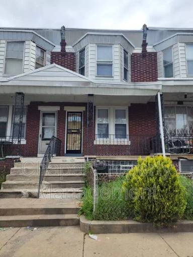 Main picture of 1554 N Frazier St