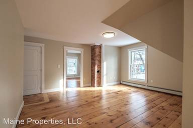 Main picture of 207 Pine St