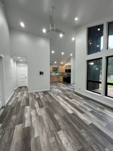 Main picture of 498 Kroll Rd