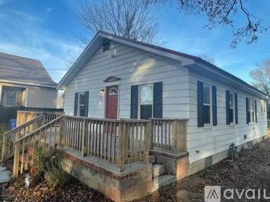 Main picture of 210 N 30th St