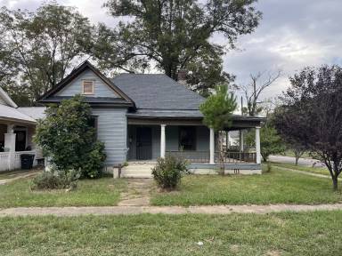 Main picture of 7330 1st Ave S