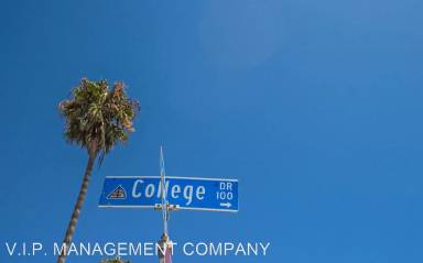 Main picture of 1 College Dr