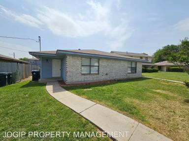 Main picture of 603 Gardenview Cir