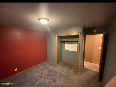 Main picture of 421 N 125th St