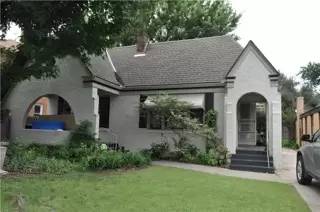 Main picture of 12 NW Th St 2523 Ci