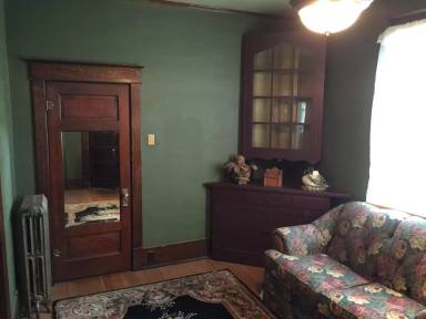 Main picture of 4722 N Regal St