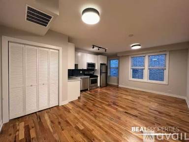 Main picture of 656 Wrightwood Apartments