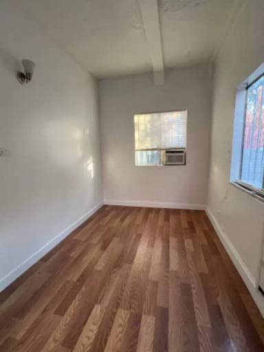 Main picture of 8310 Avalon Blvd