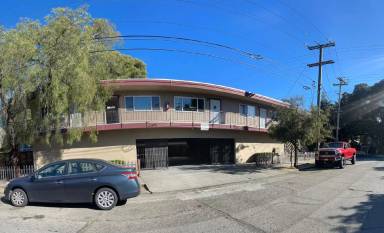 Main picture of 602 Cypress Ave