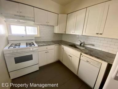 Main picture of 615 N 32nd St