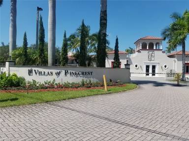Main picture of Villas os Pinecrest