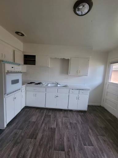 Main picture of 6108 W Medford Ave